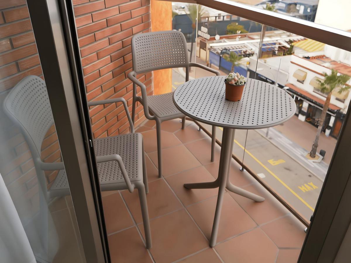 Marina Beach Apartaments Lloret de Mar Ngoại thất bức ảnh